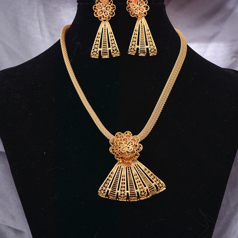 J jewellery