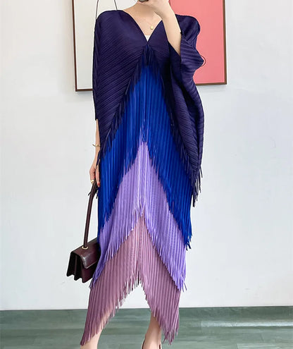 2023 New Summer Miyake Pleated Tassel Patchwork Color Block Dress For Women V Neck Batwing Sleeve Gradient Bodycon Midi Dresses