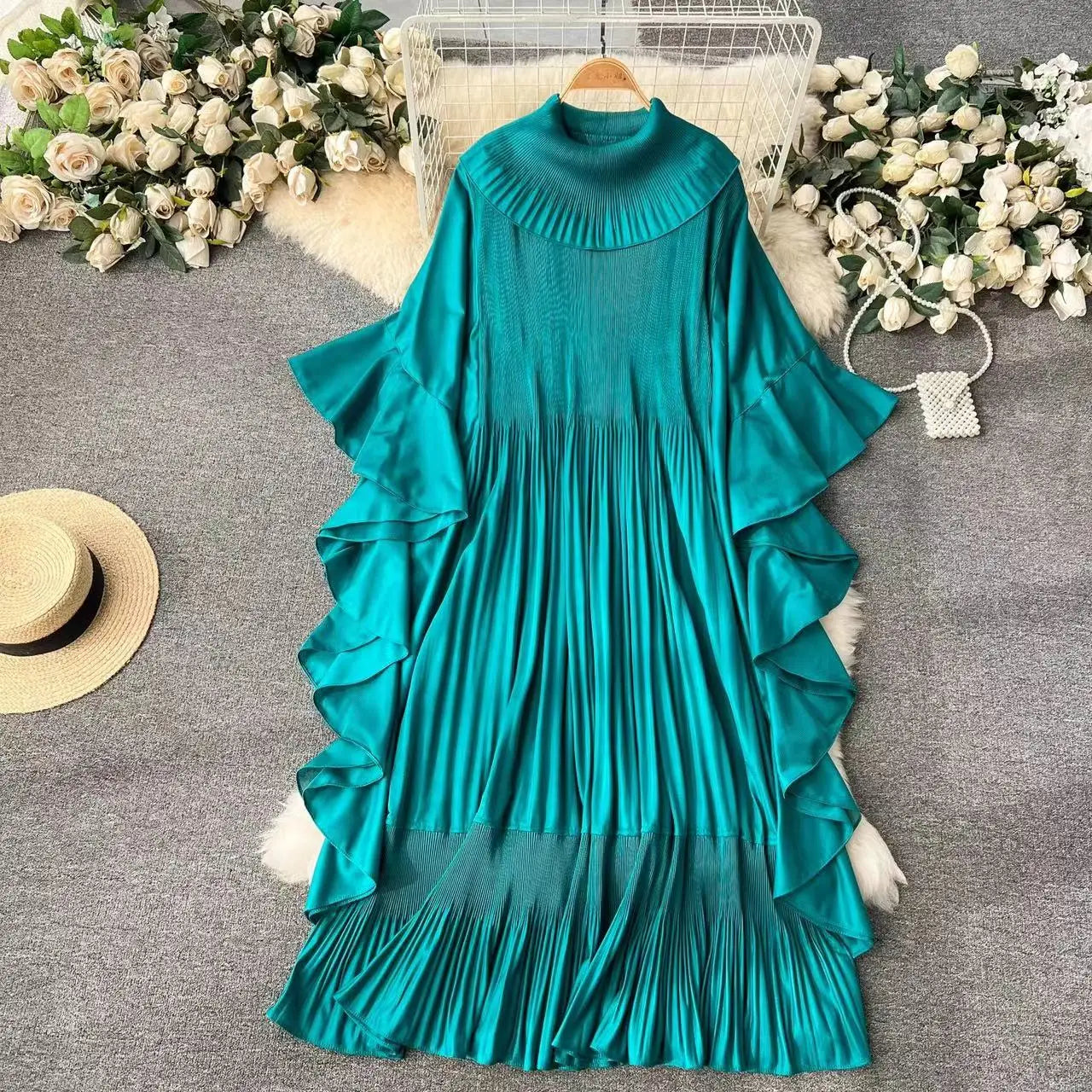 Batwing Sleeve o-Neck Oversized Skirt Hem Chiffon Dress 2024 Spring New Women's Design Feeling Pleated Dress Trend Long Skirt