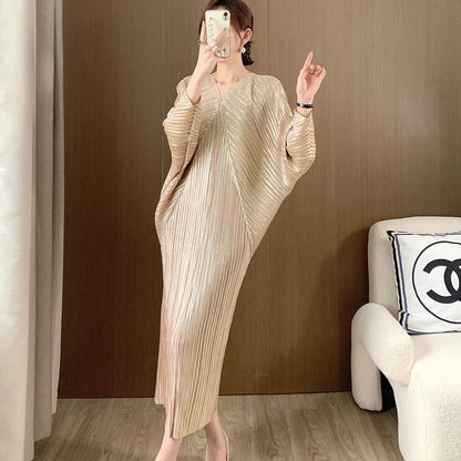 High-end Gold-embellished Pleated Dress Women's Sensibility Batwing Sleeve Loose-fit Tummy Control Slimming One-step Skirt