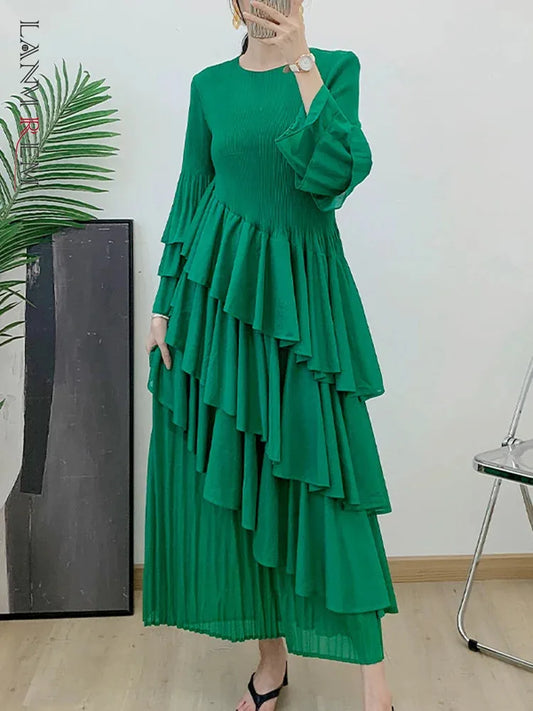 LANMREM 2024 Spring New Ruffles Pleated Dress Women Round Neck Flare Sleeves Loose Chic Long Length Female Party Clothes 2DA3391