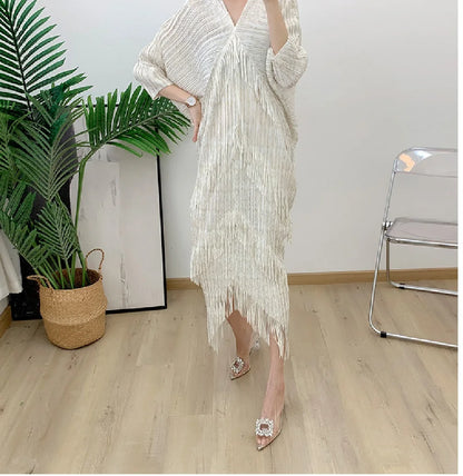 Pleated Fringe 2025 Spring And Summer Miyake New Women's Contrast V-Neck Loose Elegant Party Dress Celebrity Style