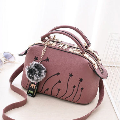 Women&#39;s Motorcycle Youthful And Elegant Bag New Korean Version Embroidery Line Fashion Crossbody Shoulder Bag Tianmei 25X13X16cm