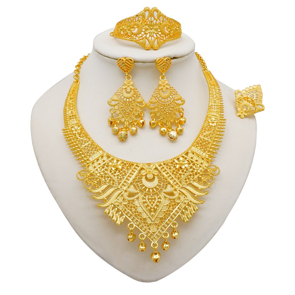 Dubai sets jewellery